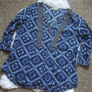 Two by Vince Camuto Top Blue Flowy Lightweight Long Sleeves Women’s Size Medium